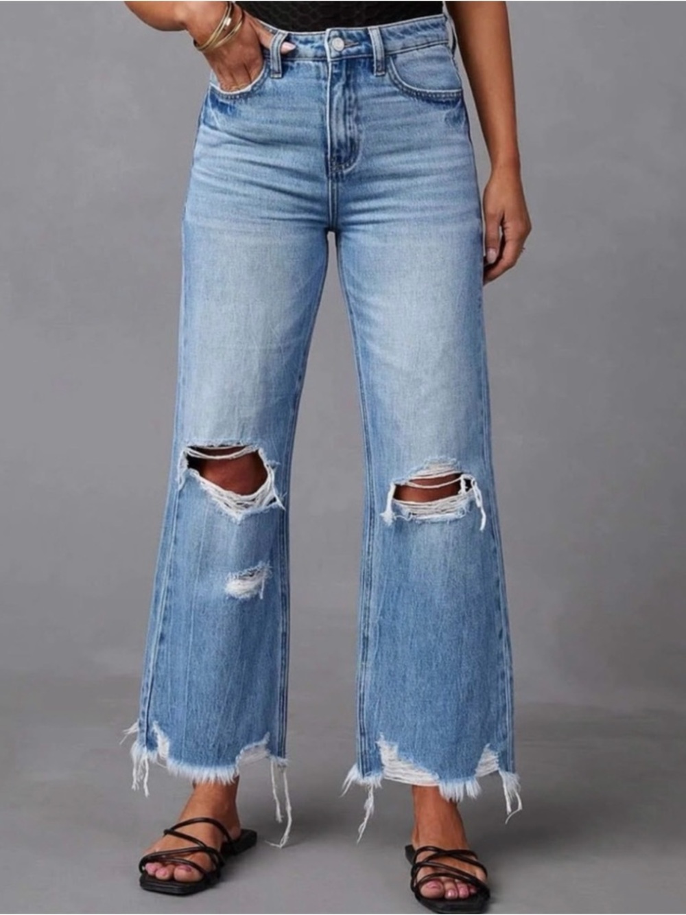 Frayed Hem Light Blue Wide-Leg Distressed Jeans